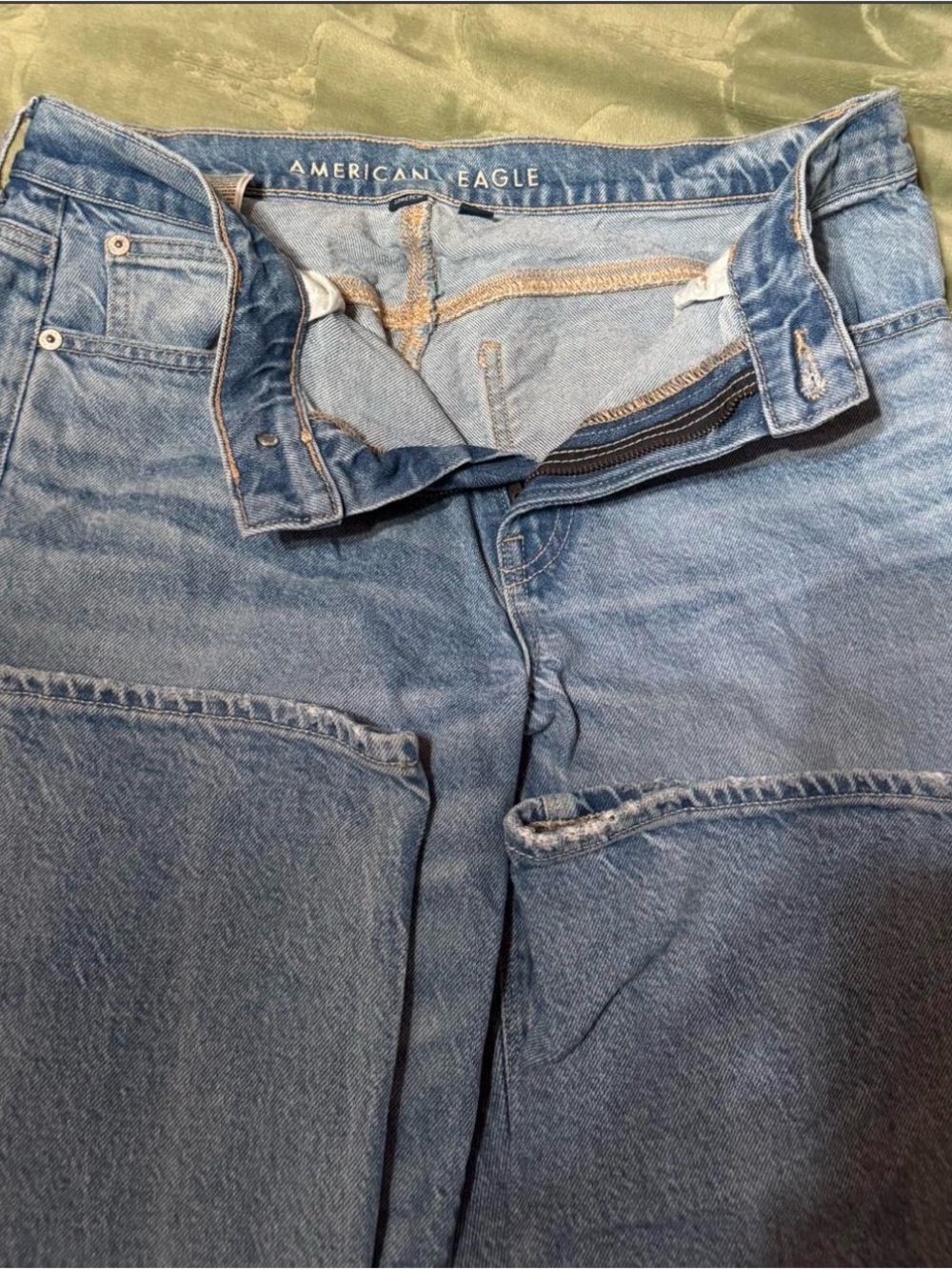 American Eagle High-Rise Ankle Straight Jeans